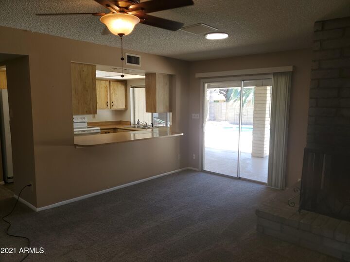Property Photo: 14818 N 52nd Street N AZ 85254