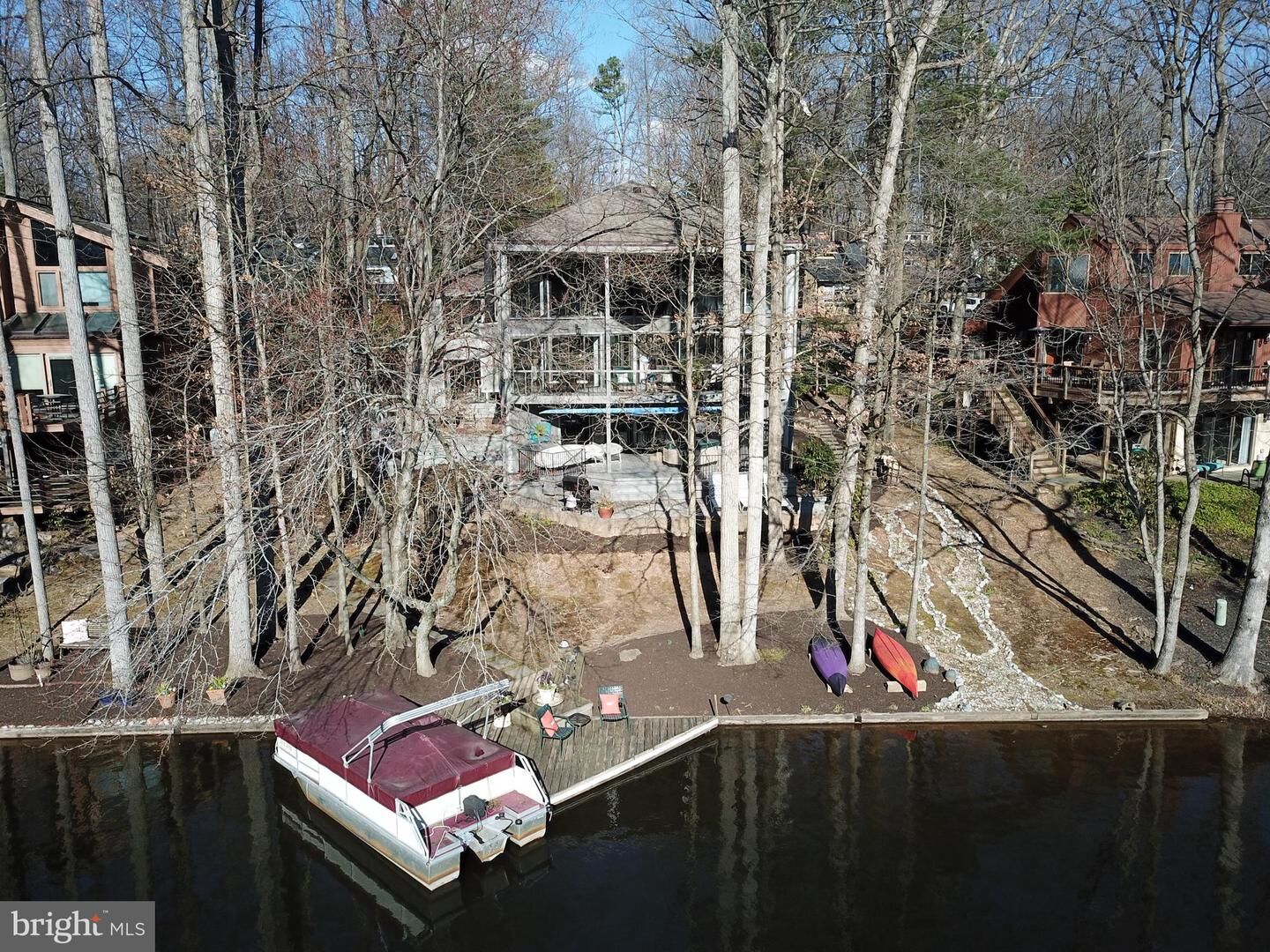 Property Photo:  1930 Upper Lake Drive  VA 20191 