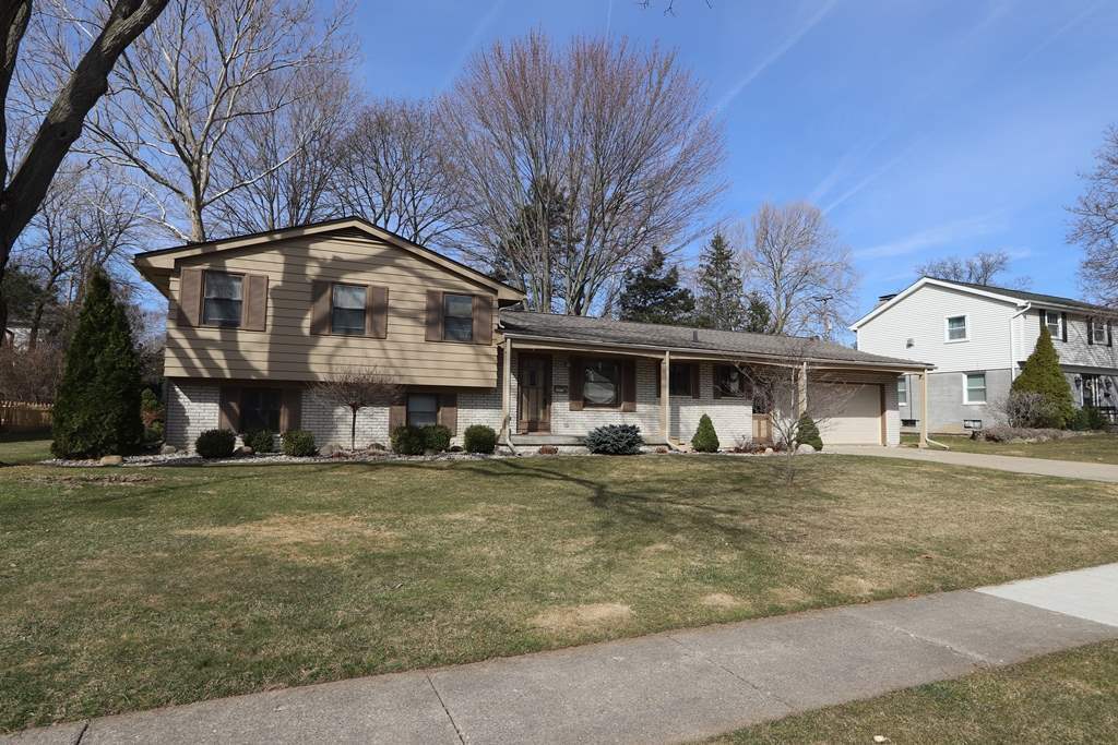 Property Photo:  11232 Stonybrook Dr.  MI 48439 