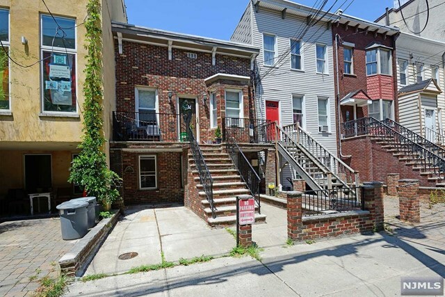 Property Photo:  185 Ogden Avenue  NJ 07307 