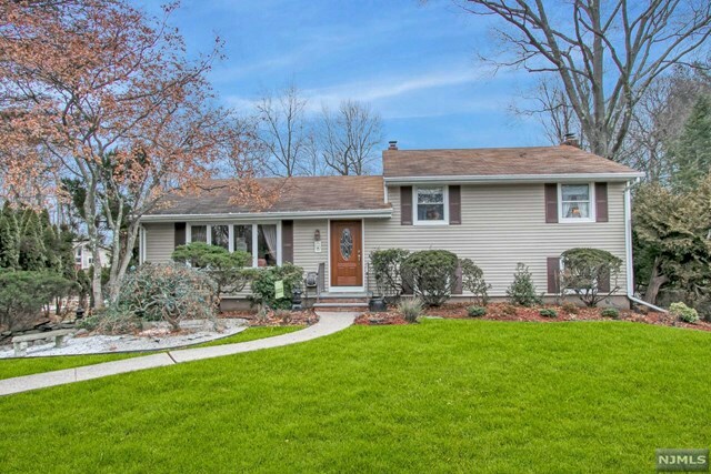 Property Photo: 641 Greenway Place NJ 07675