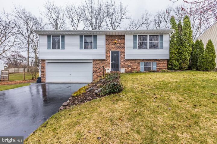 10 Hayloft Road  Denver PA 17517 photo