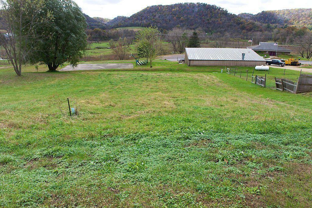 Property Photo:  406 McCormick Pl  WI 54621 