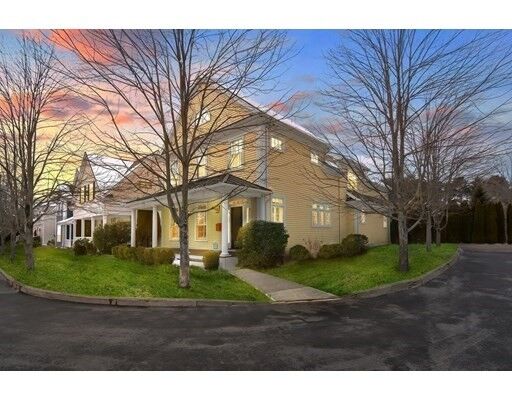 Property Photo:  5 Maple Street 5  MA 02052 