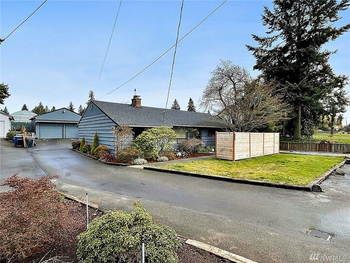 430 SW 126th St  Burien WA 98146 photo