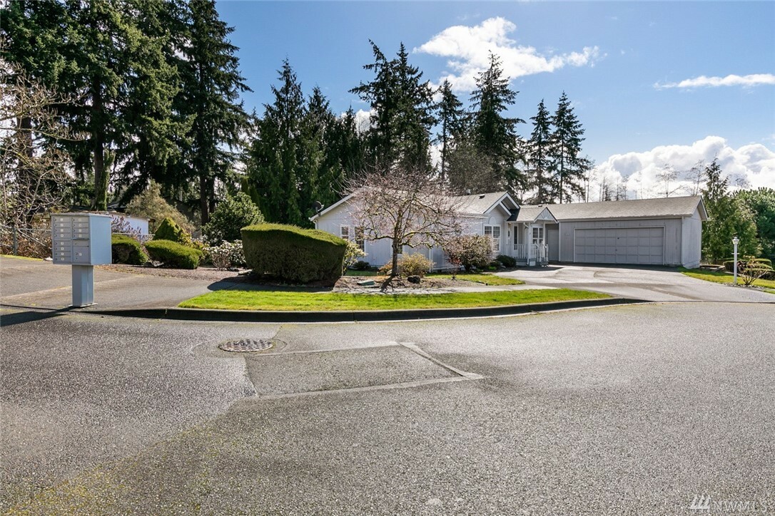 Property Photo:  2717 S 371st St  WA 98003 