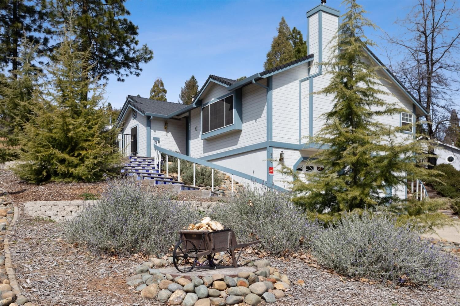 Property Photo:  830 Oak Terrace Road  CA 95667 