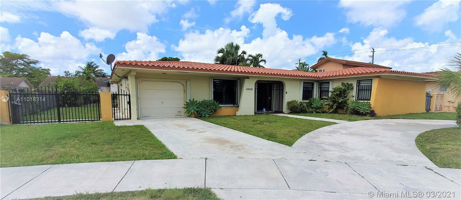 Property Photo:  1000 SW 87th Ct  FL 33174 