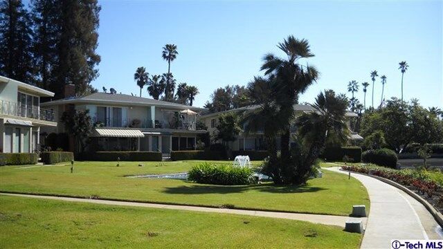 Property Photo:  101 N Grand Avenue 16  CA  