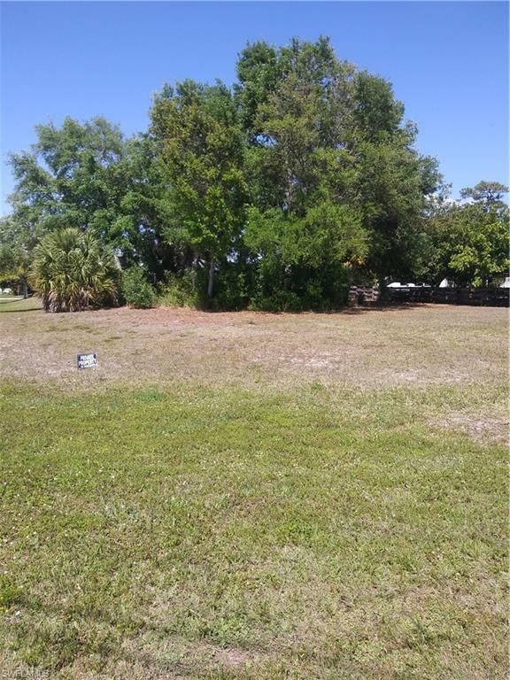 Property Photo:  507 SW 20th Street  FL 33991 