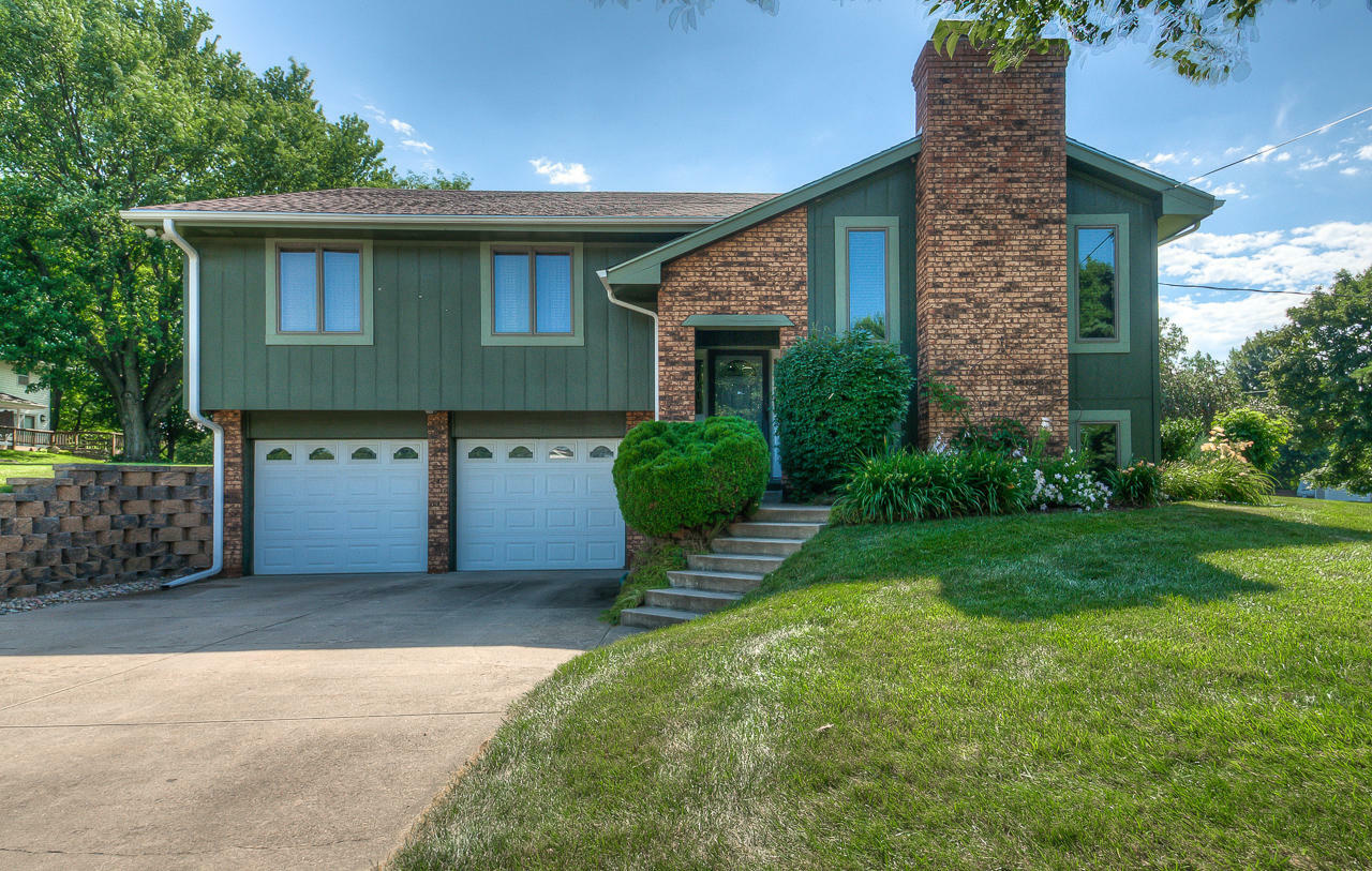 Property Photo: 95 Briar Ridge Drive IA 51503