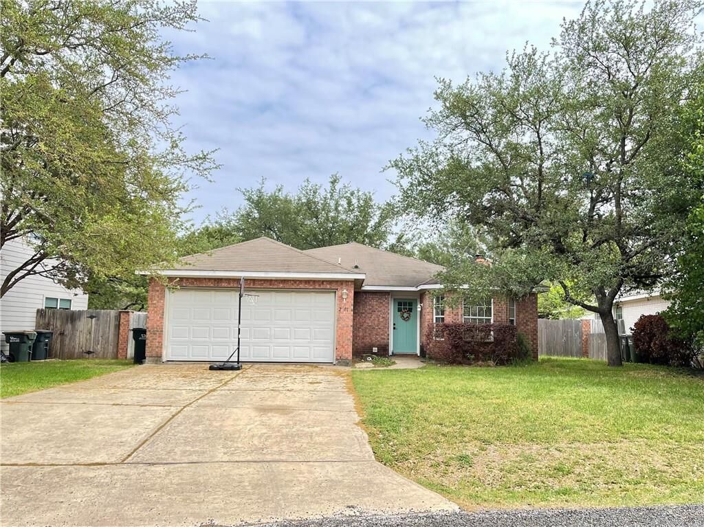 Property Photo: 2301 Jacks Pass TX 78734