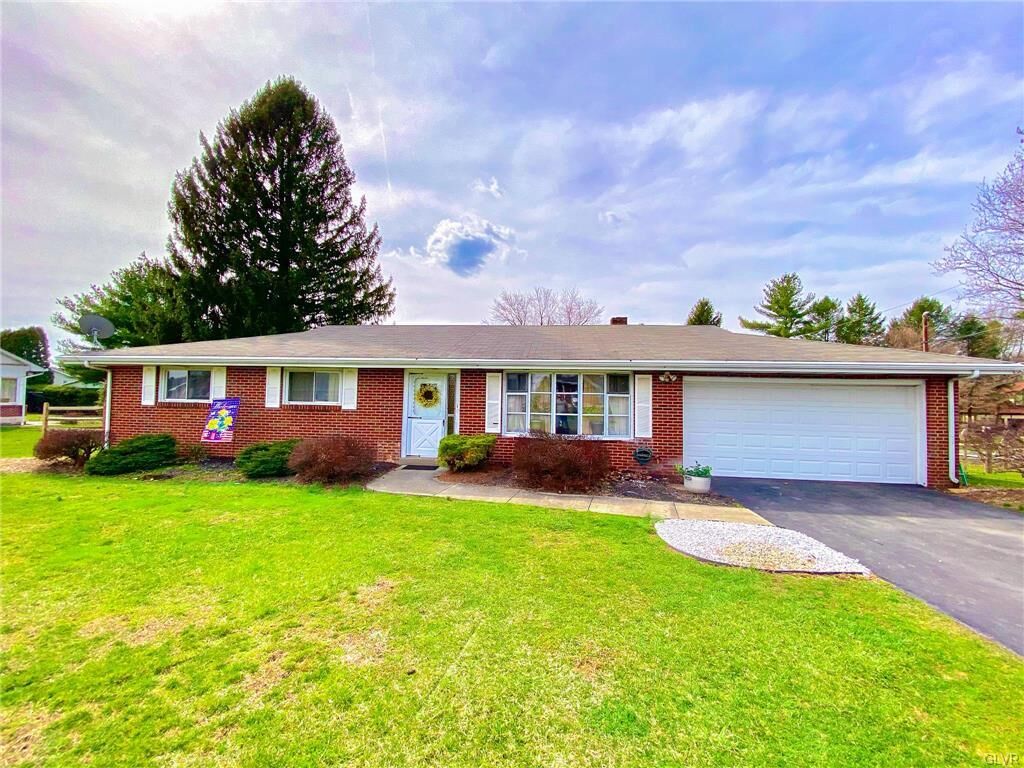 Property Photo: 595 Cherry Road PA 18067