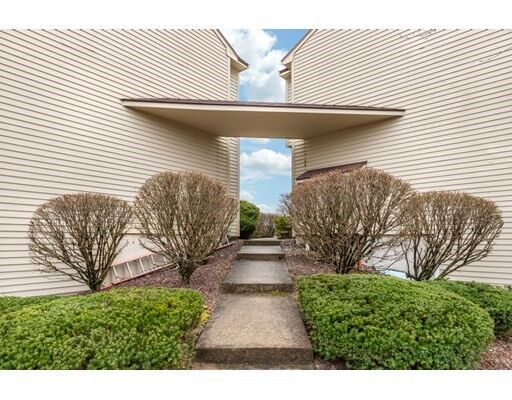 Property Photo:  262 Apache Way 262  MA 01876 