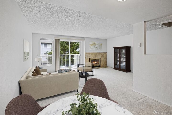 Property Photo: 18530 52nd Avenue W D5 WA 98037