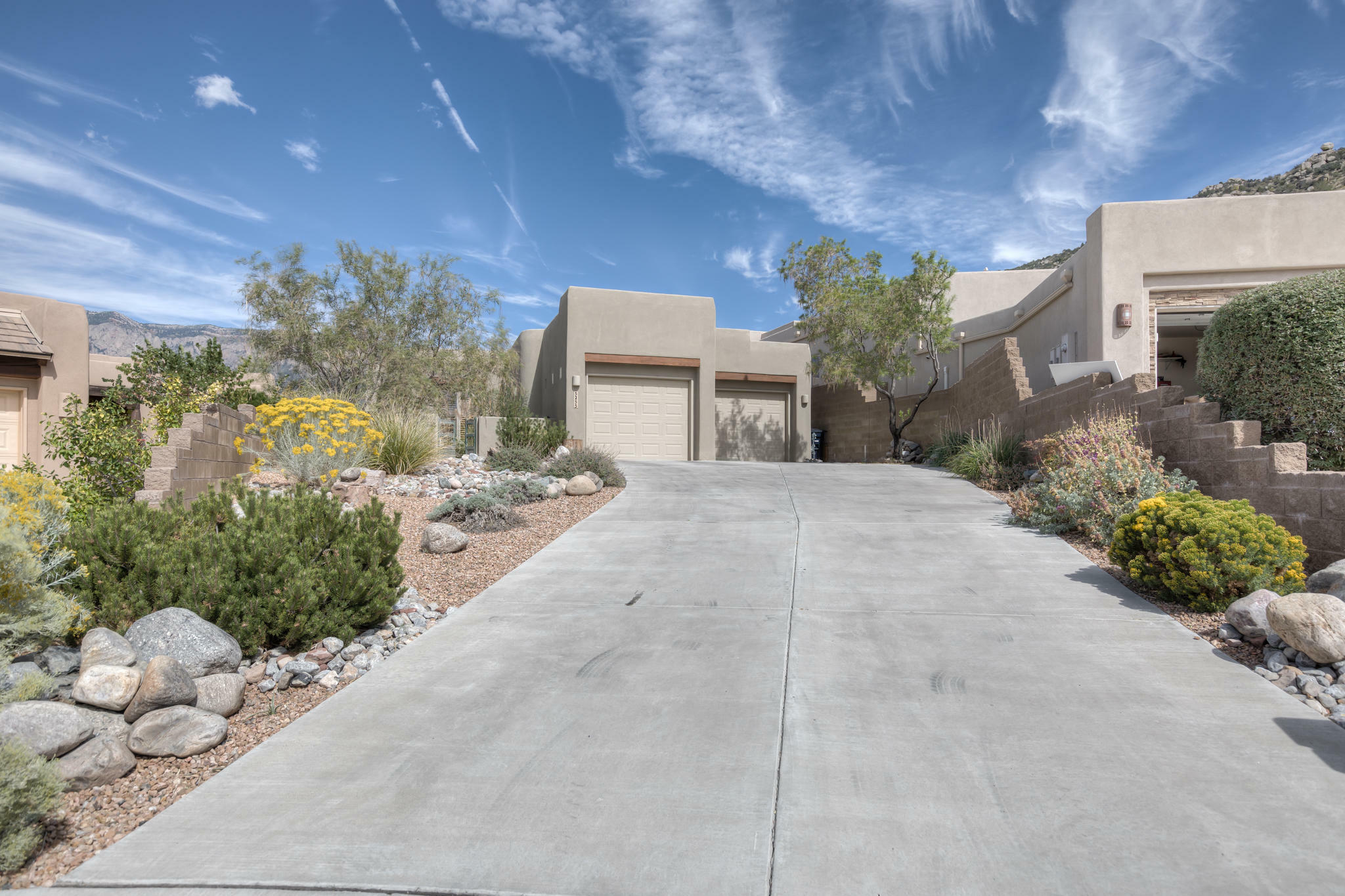 5255 Foothills Trail NE  Albuquerque NM 87111 photo