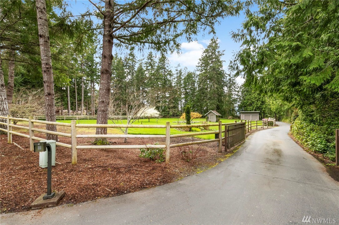 Property Photo: 7410 NW Ioka Dr WA 98383