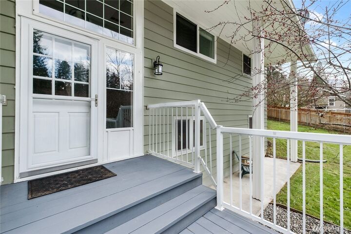 Property Photo: 15234 Tiger Mountain Rd SE WA 98027