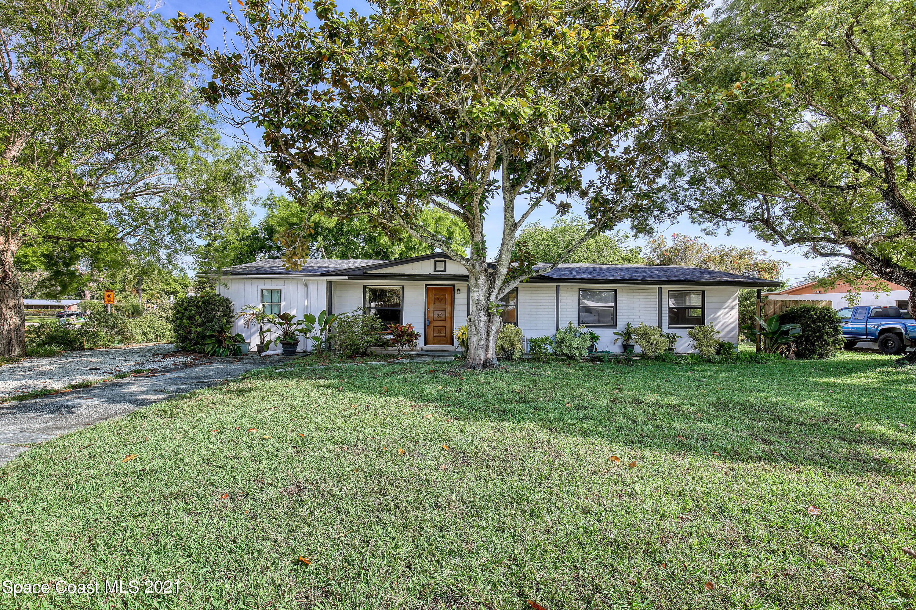 Property Photo:  2292 Floridiane Drive  FL 32935 