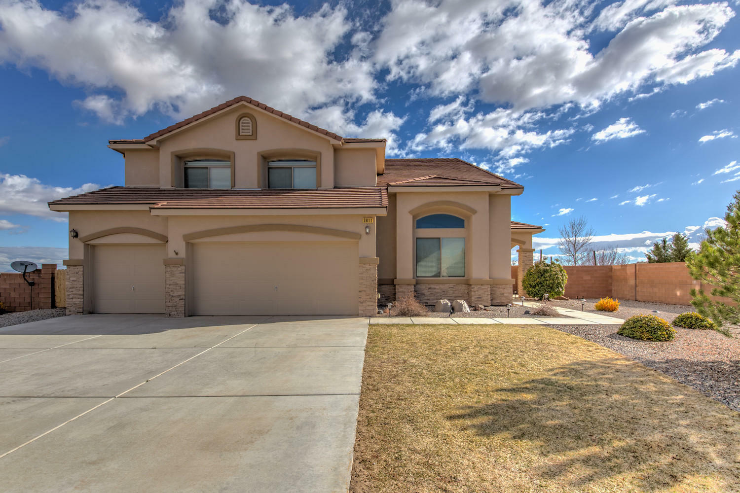 Property Photo:  3811 Cholla Drive  NM 87144 