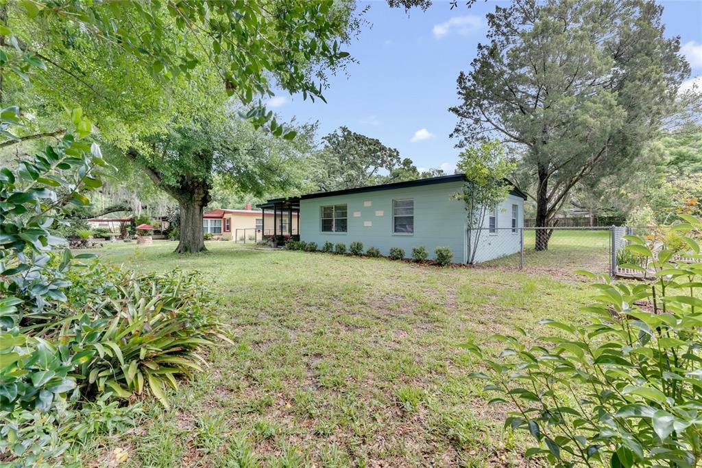 Property Photo:  5293 Vance Avenue  FL 32810 