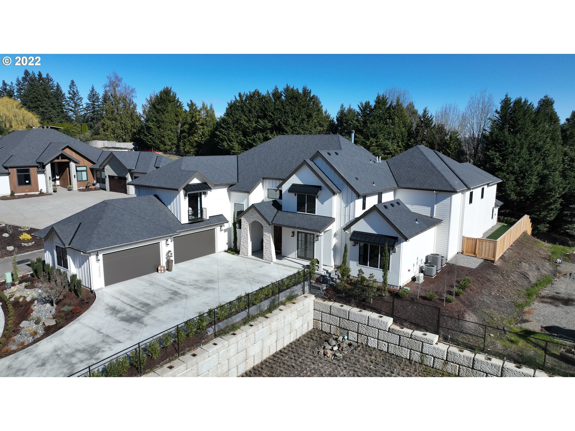 Property Photo: 12630 SE Deremer Ln OR 97086