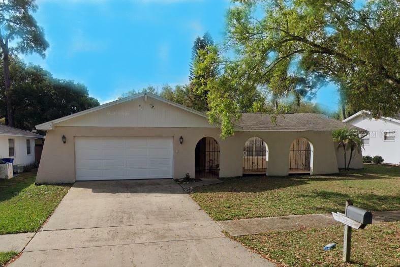 Property Photo:  2343 Robyn Court  FL 34698 