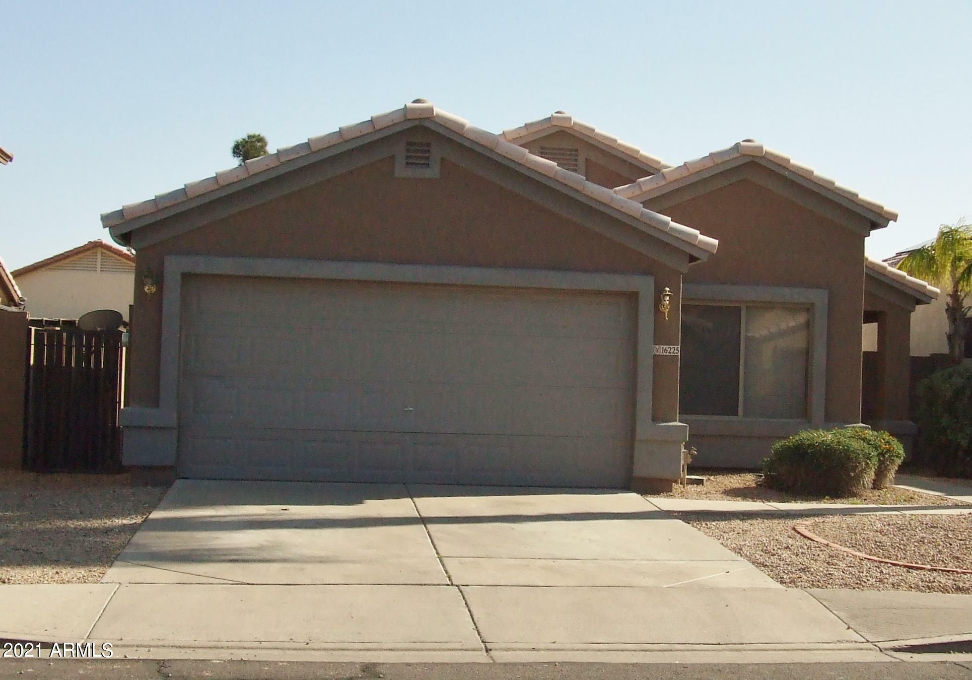 Property Photo: 16225 W Davis Road AZ 85374