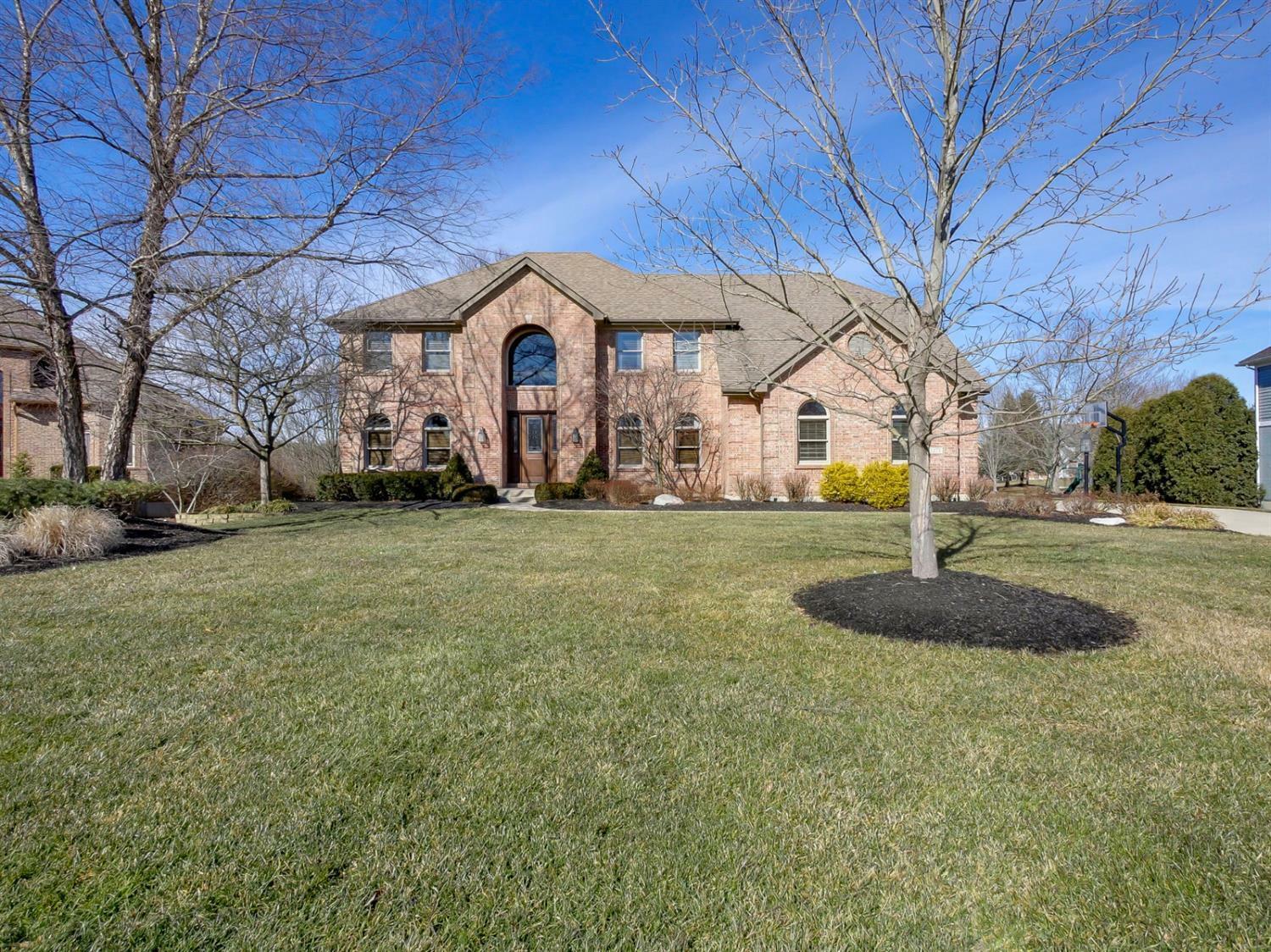 Property Photo:  1271 Aintree Ct  OH 45039 