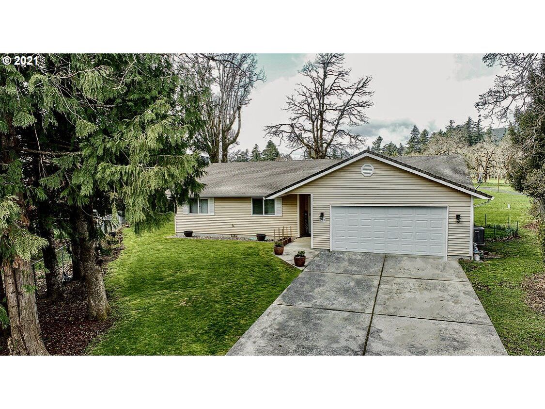 3 bed North Bonneville home for sale 713 Chinook Cir, North Bonneville