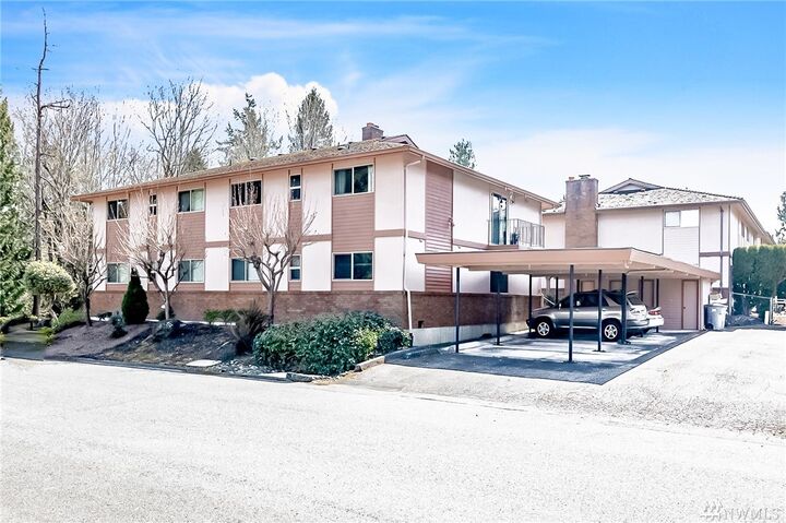 4504 Olympic Blvd 2  Everett WA 98203 photo