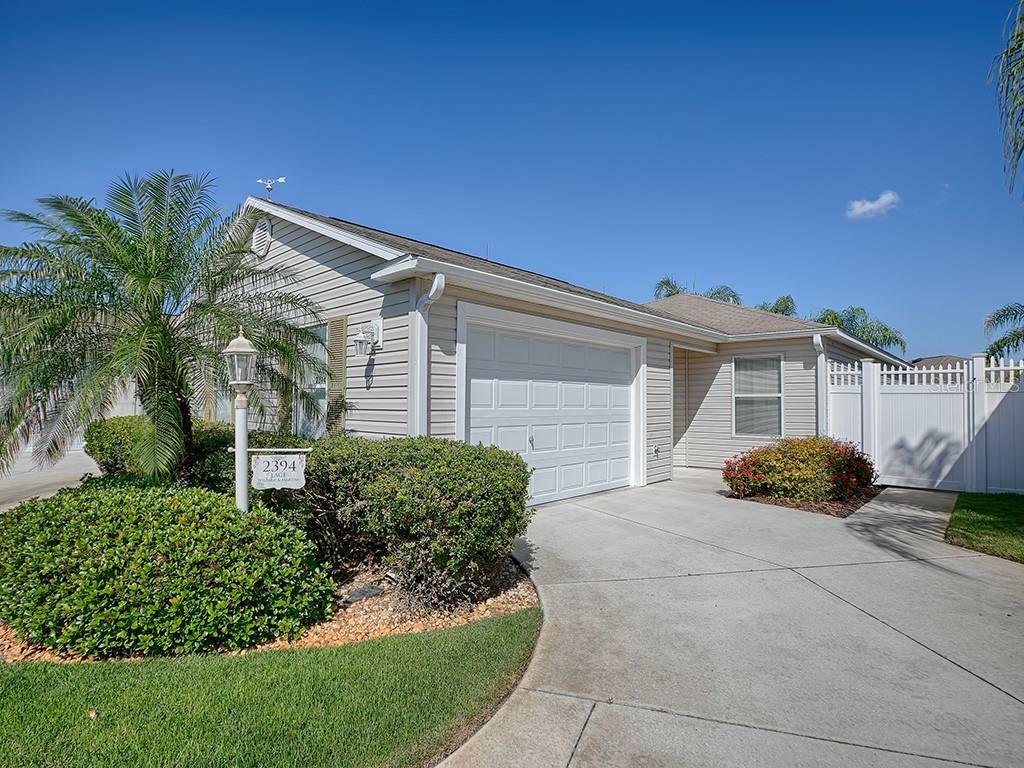 Property Photo:  2394 Bayberry Court  FL 32162 