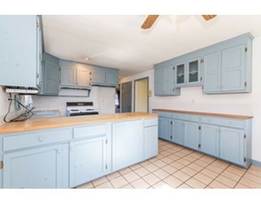 Property Photo: 69 Valentine Ter MA 01001