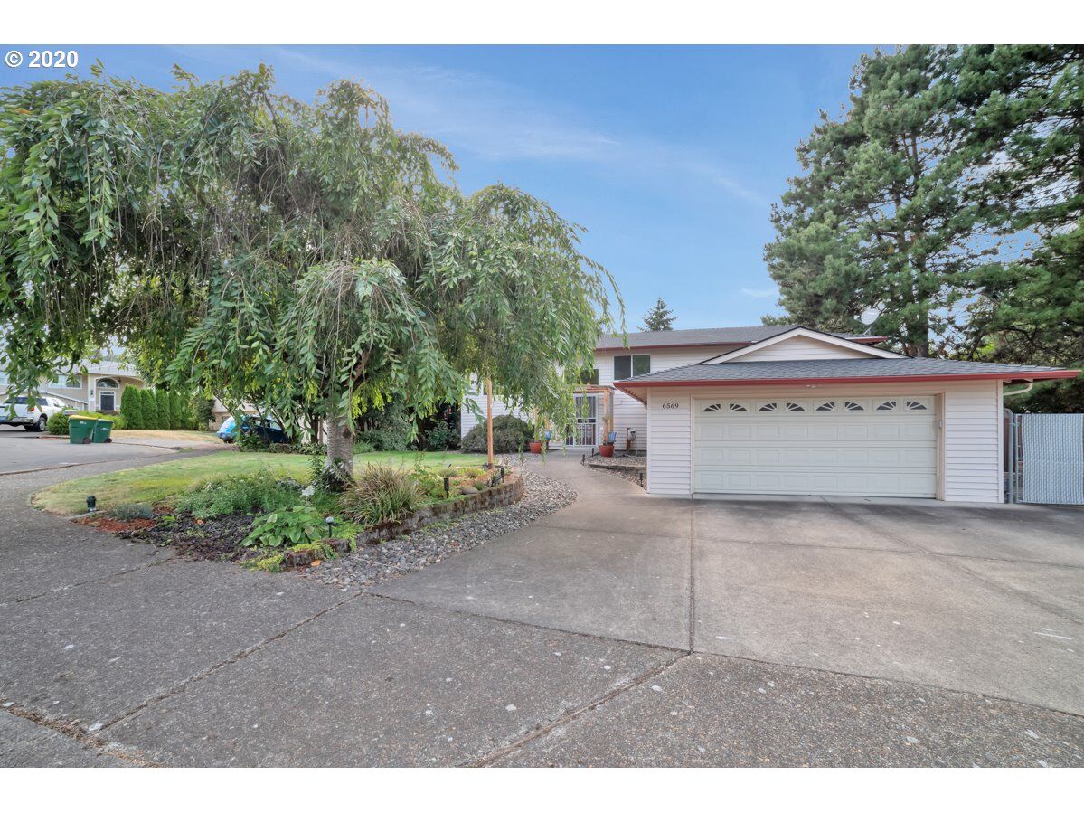 Property Photo: 6569 SW 177th Pl OR 97007