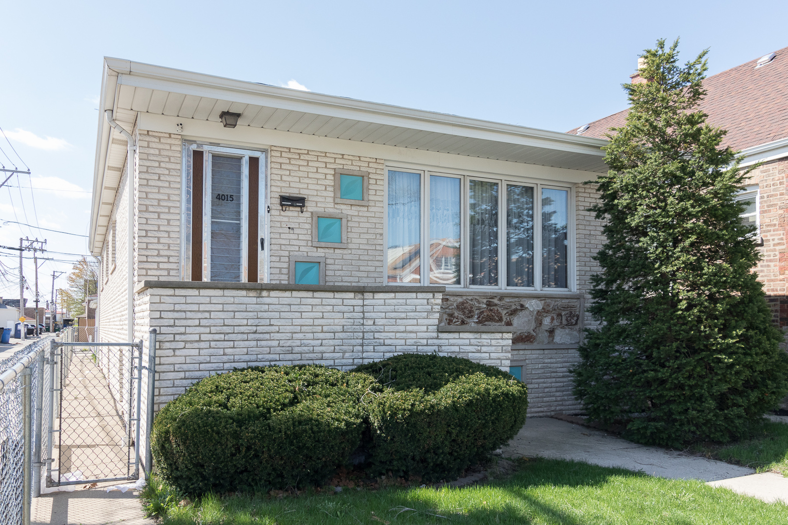 Property Photo:  4015 W 57th Street  IL 60629 