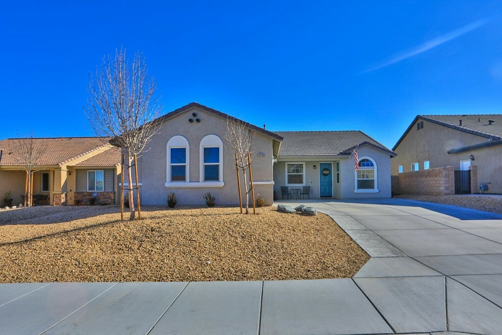 Property Photo: 12615 Park Ridge Street CA 92395