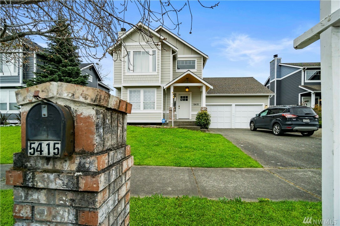 Property Photo:  5415 E E St  WA 98404 