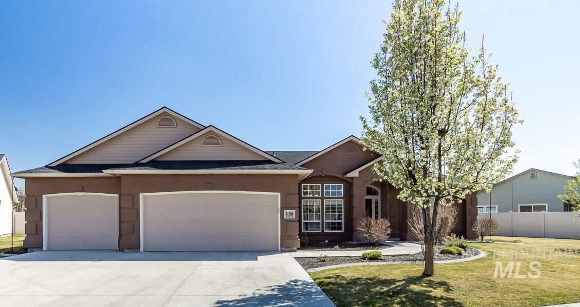 Property Photo:  14308 N San Juan Ave  ID 83651 