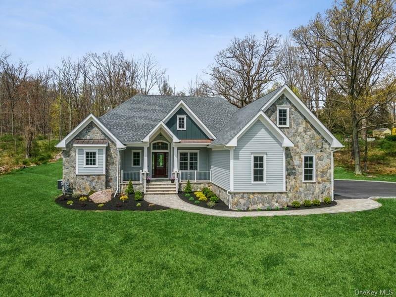 Property Photo:  207 Smith Clove Road  NY 10917 