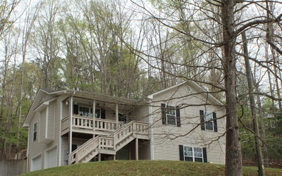 Property Photo:  821 Villa Drive  GA 30540 