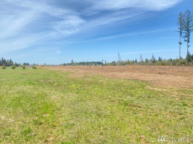 Property Photo: 449 Antrim Rd WA 98596