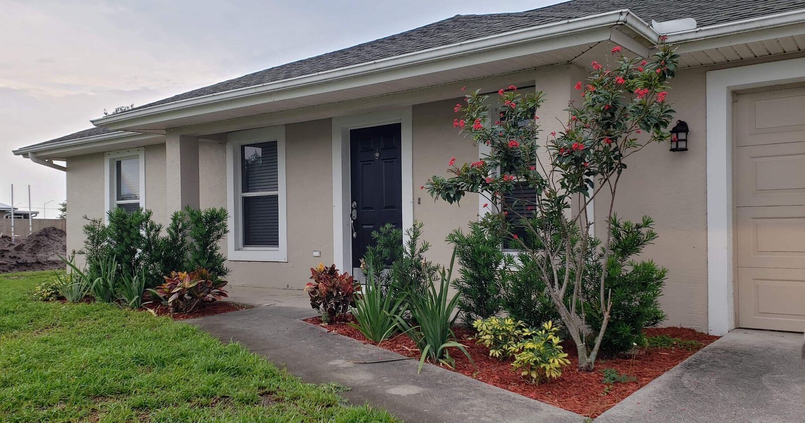 Property Photo: 4642 SW Babylon Street FL 34953