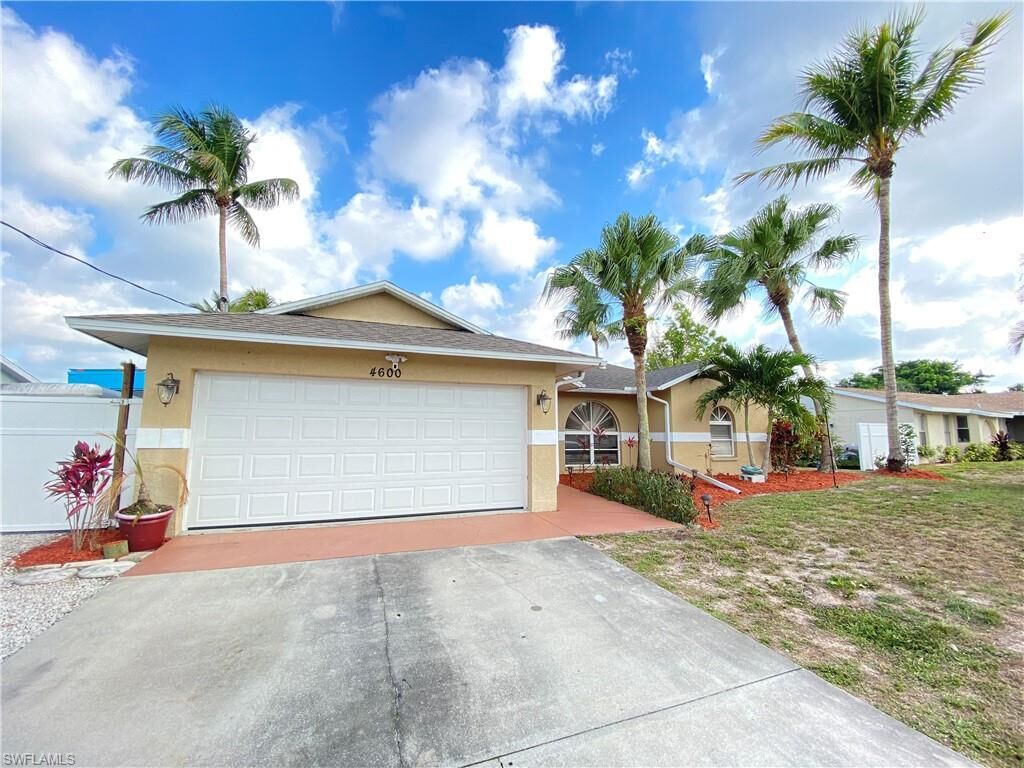 Property Photo:  4600 25th Ave SW  FL 34116 