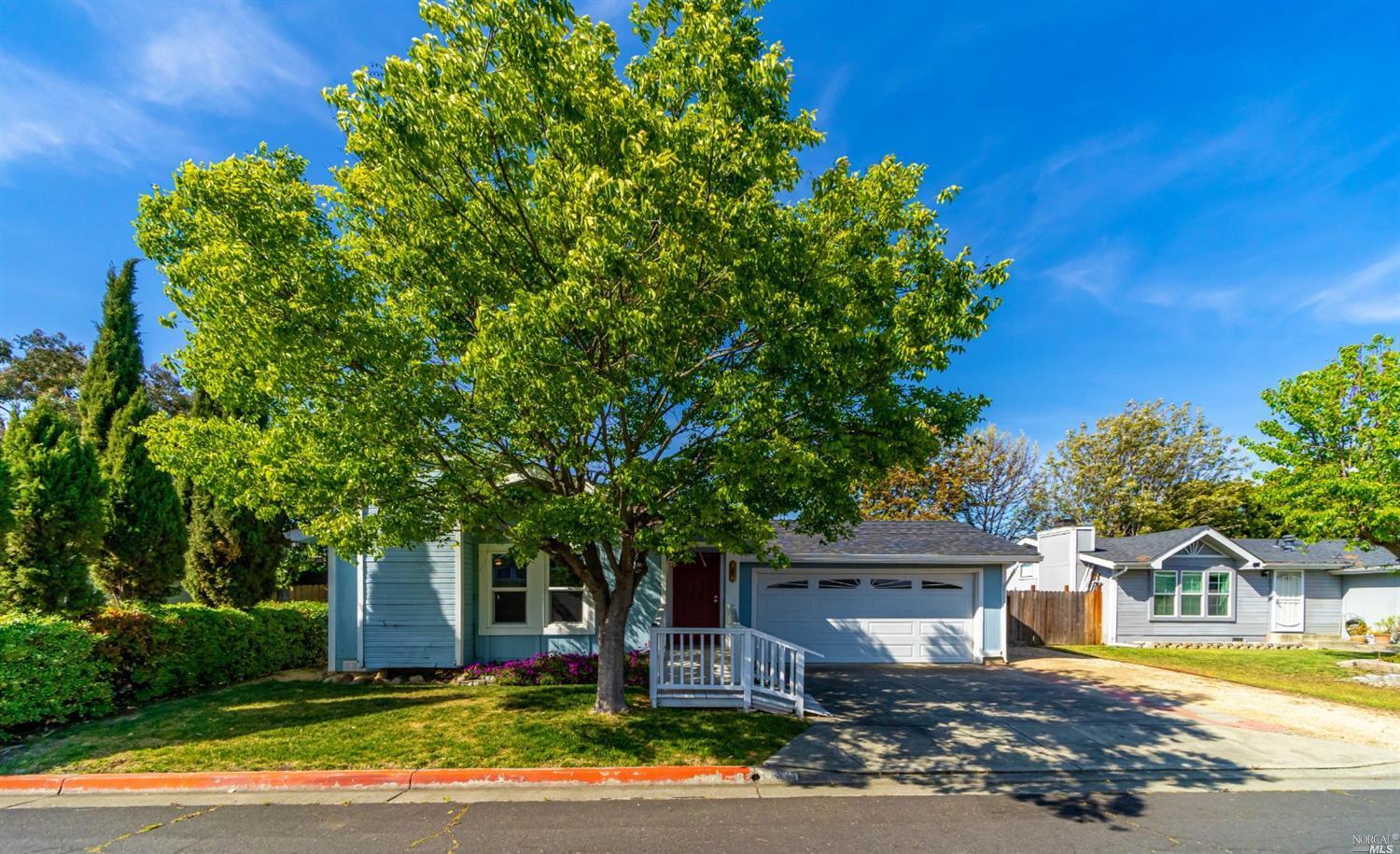 Property Photo: 136 Creekside Circle CA 94503