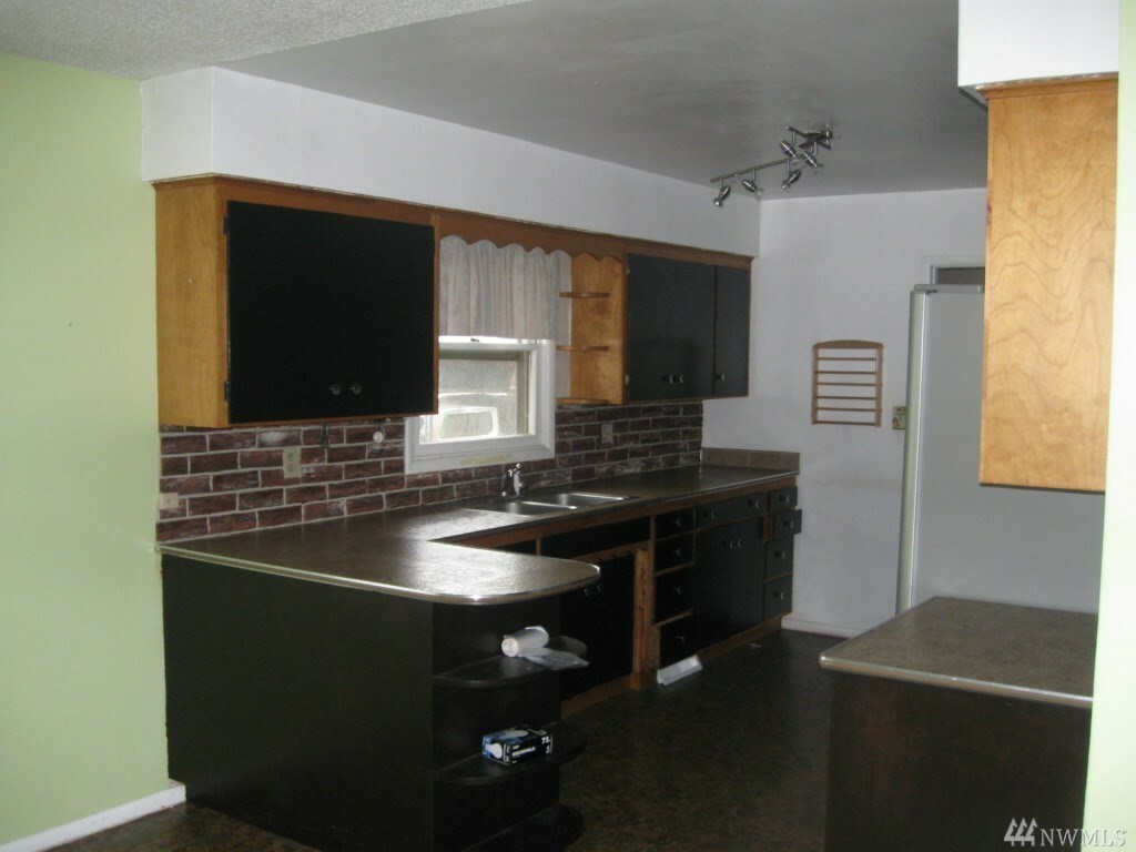 Property Photo: 4459 Meridian St WA 98226