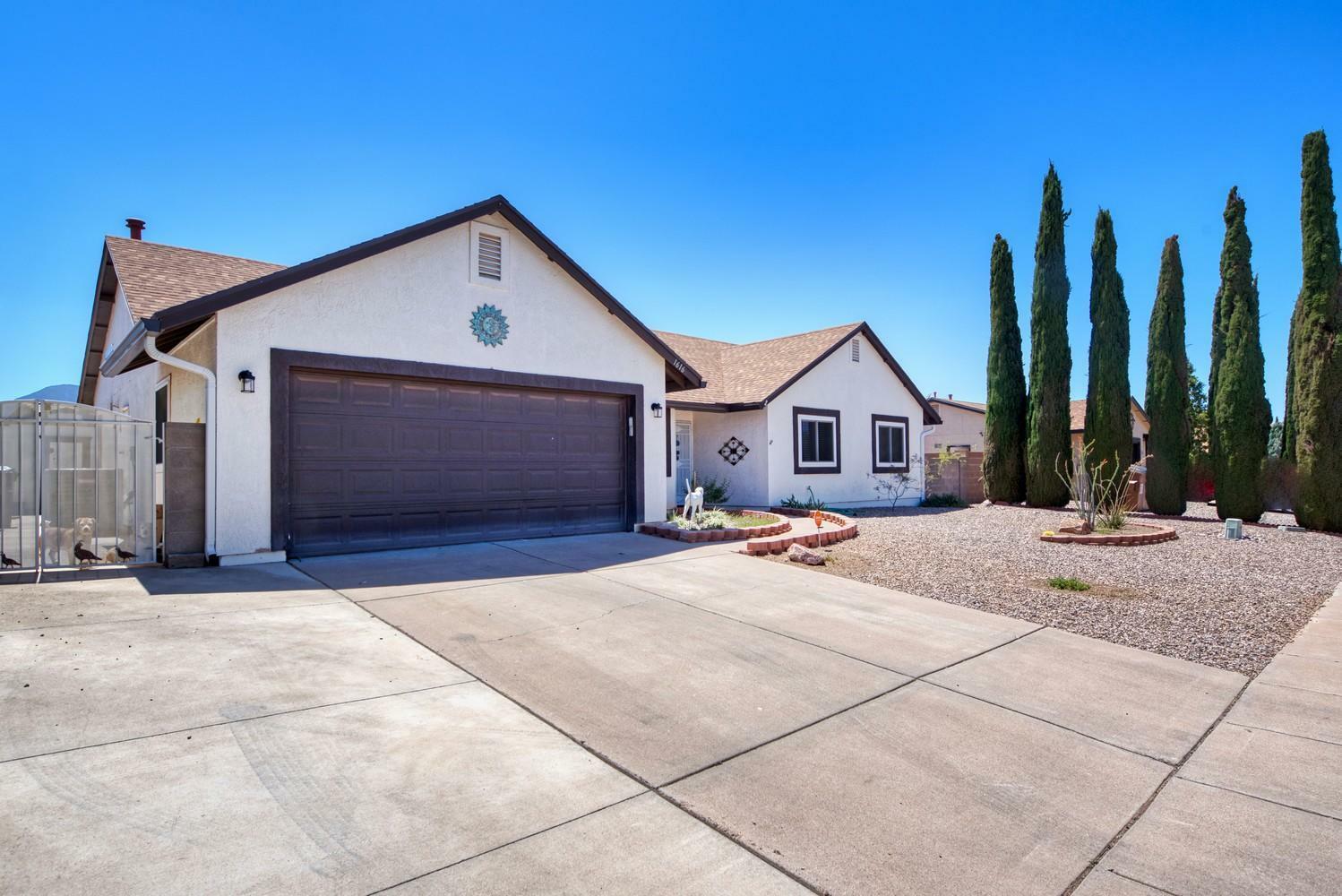 Property Photo:  1616 Wildflower Drive  AZ 85635 