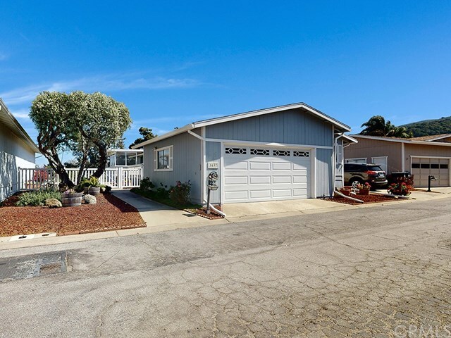 Property Photo:  1637 Gathe Drive 32  CA 93402 