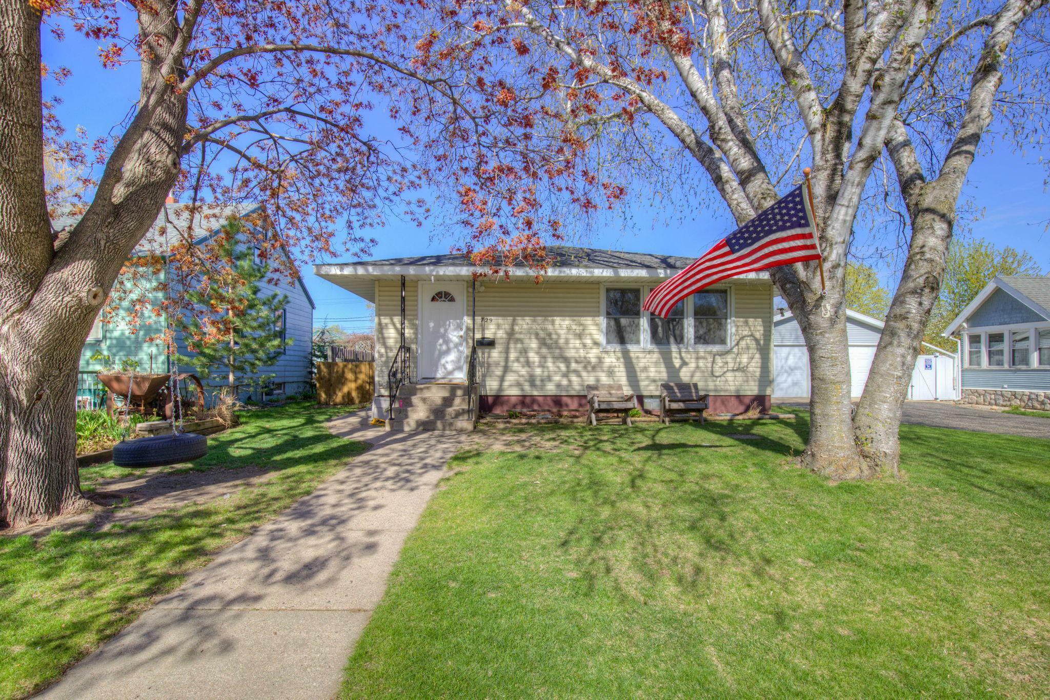 Property Photo:  729 31st Avenue N  MN 56303 