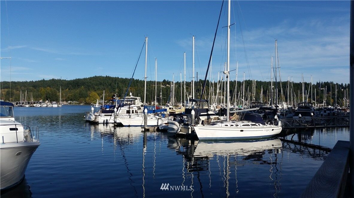 Property Photo: 3901 Harborview Drive C-16 WA 98332