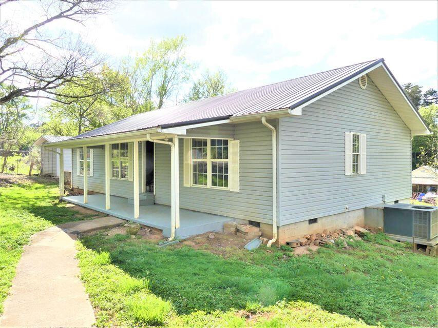 Property Photo: 620 Southard Street TN 37385